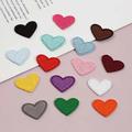 15 pezzi di cuori colorati da applicare con il ferro - per abbigliamento e accessori