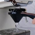 Spazzola per la pulizia della macchina per caffè espresso da 58mm con imbuto a tenuta stagna - Nera