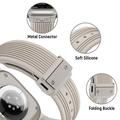 Cinturino in silicone con linea verticale e connettore in titanio per Apple Watch (42/44/SE/45/46/49mm) - Luce stellare