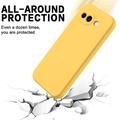 Custodia in silicone liquido con cinghia a mano per Google Pixel 10a - Gialla