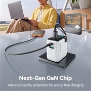 Caricabatterie Joyroom PODIX TF70 da 70W con tecnologia GaN - 2x USB-C, USB-A, display digitale - Bianco