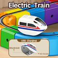 Set di binari del treno magnetico / Giocattolo da costruzione con mini treno ricaricabile - 81 pezzi.