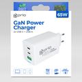 Caricabatterie Prio da 65W con tecnologia GaN, PD 3.0, PPS, QC 3.0 - 2 porte USB-C, 1 porta USB-A - Bianco