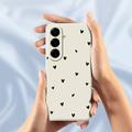Custodia sottile in TPU con motivo a cuore per Samsung Galaxy A57 - Beige / Nera