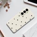 Custodia sottile in TPU con motivo a cuore per Samsung Galaxy A57 - Beige / Nera