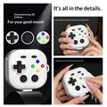 Custodia per Samsung Galaxy Buds 4/4 Pro in stile controller da gioco con moschettone e strumento di pulizia - Bianca