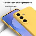 Custodia in silicone liquido con cinghia a mano per Samsung Galaxy S26 FE - Gialla