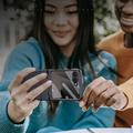 Samsung Galaxy Z Flip8 Custodia in plastica con pellicola esterna in vetro temperato - Nera