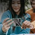 Samsung Galaxy Z Flip8 Custodia in plastica con pellicola esterna in vetro temperato - Verde scuro