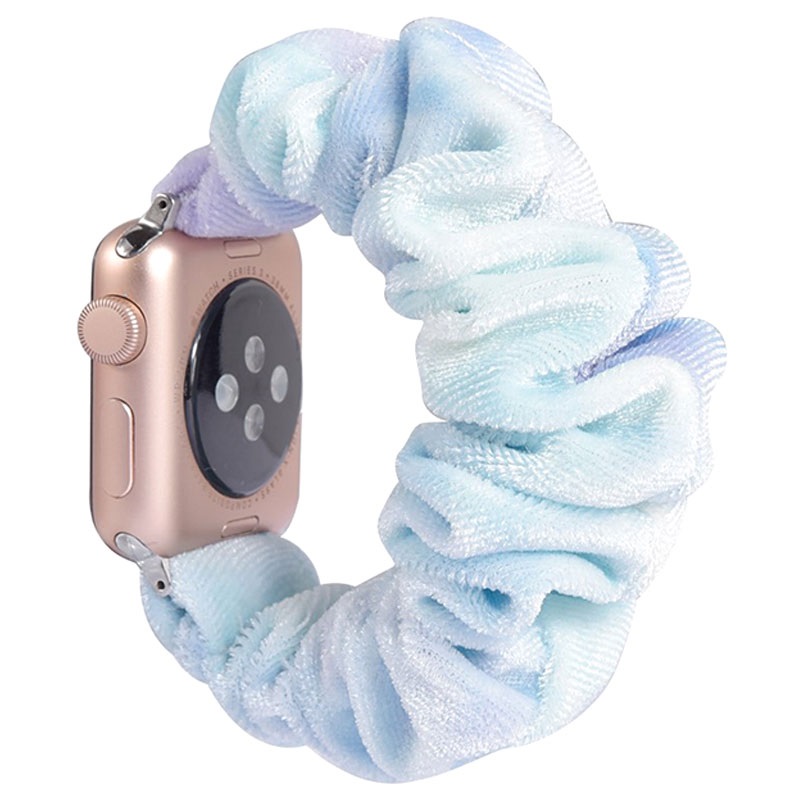 APPLE WATCH SERIES 7 GPS + CELLULAR, 41MM STARLIGHT ALUMINIUM CASE WITH  STARLIGHT SPORT BAND - REGULAR