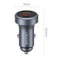 Usams CC327 C44 Caricabatterie da auto a doppia porta da 45 W con display di tensione
