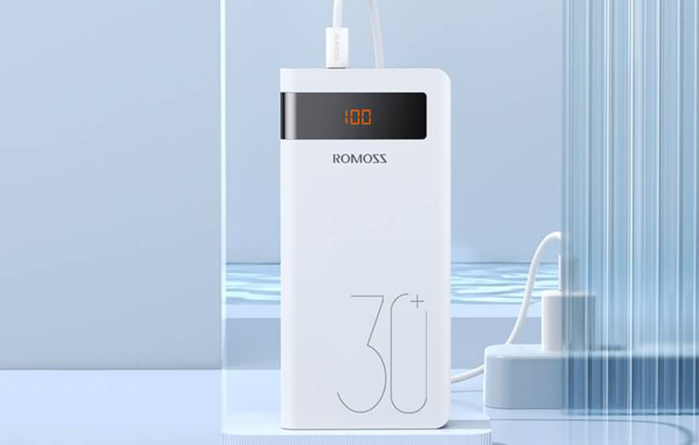 Romoss Sense 8P+ Banca di energia 30000mAh con display a LED - 2xUSB-A, USB-C - Bianco