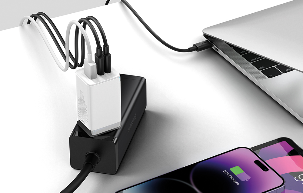 Caricabatterie da parete Baseus GaN5 Pro 65W - 2xUSB-C, USB-A - Bianco